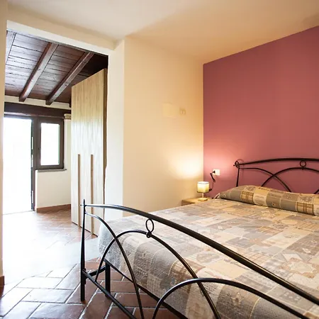 Casale Poggio Nebbia Séjour à la ferme *